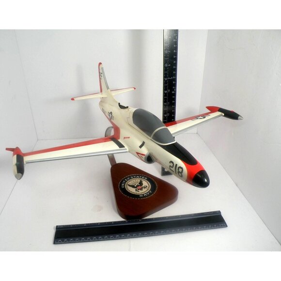 Handcrafted U.S. Navy T2V Seastar  Model Airplane Desktop Display 1/32 Scale War - Picture 4 of 11